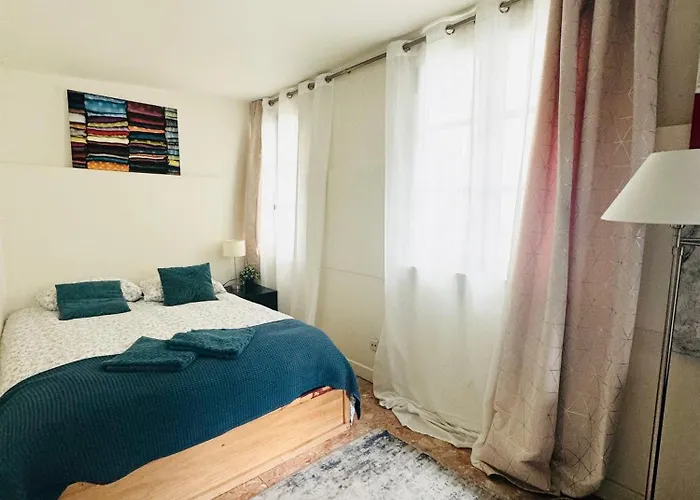 Cozy Flat Heart Of *